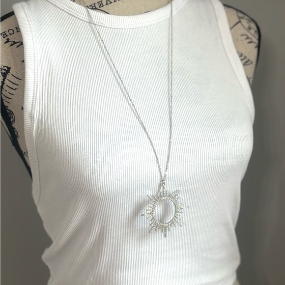 Sunburst Crystal Necklace - Picture 4 of 9